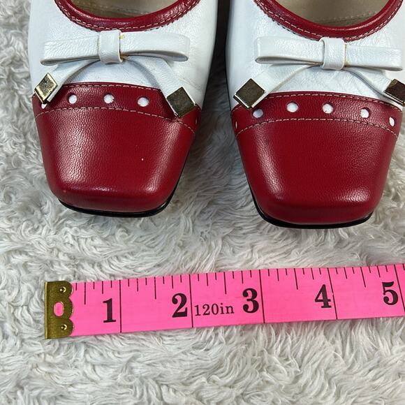 Vintage 90s Ros Hommerson red white saddle shoe low heeled square toe pumps, 6 - Picture 4 of 10